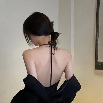她的强盗朋友